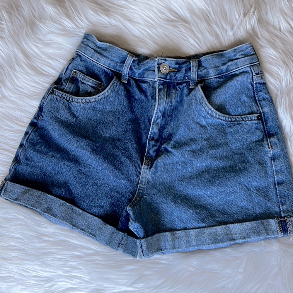Urban Outfitters BDG Shorts Size 27